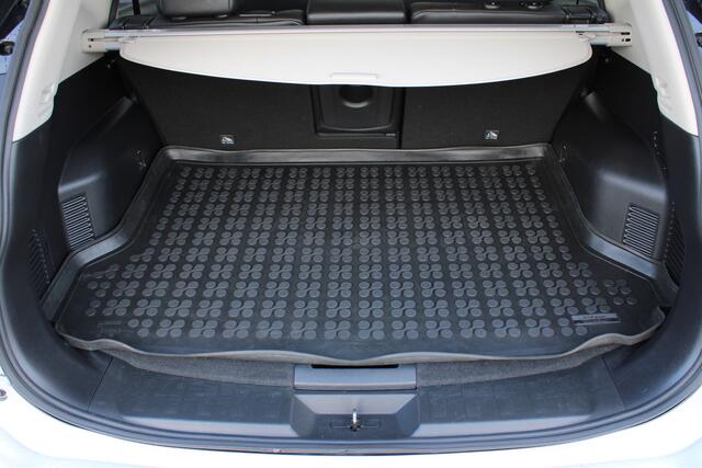Nissan X-TRAIL 1.3 DIG-T Tekna | 360 Camera | Schuif/kanteldak | Verw. stoelen & stuur | 19" LMV