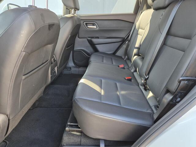Nissan X-TRAIL 1.5 e-4orce Tekna Automaat 4WD 7p. / 7 Persoons / Trekgewicht 1650 Kg / HUD / Rondomzicht camera / Elektrische achterklep / Stuur-, Stoel en voorruitverwarming / Adapt. CC /