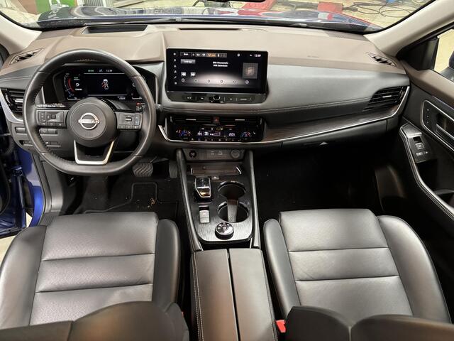 Nissan X-TRAIL 1.5 e-4orce Tekna 4WD 7p. AUTOMAAT / Trekhaak / Voorstoelen, stuurwiel en voorruit verwarmd / Rondomzicht camera / Head Up Display / Adaptief Cruise Control / Navigatiesysteem full map / Lichtmetalen velgen 19" / Climate Control / Apple Carplay & Android 