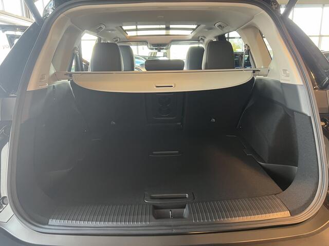 Nissan X-TRAIL 1.5 e-4orce 4WD Tekna Plus | Trekhaak | Navigatie | Schuif-/kanteldak | 360º Camera | Leder | Bose®