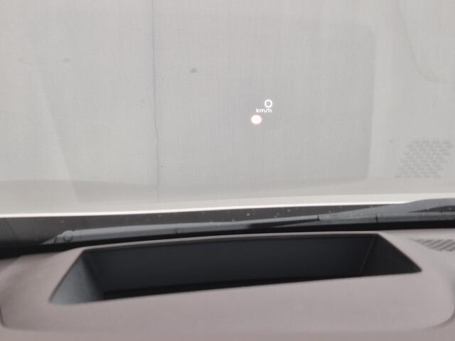 Nissan X-TRAIL 1.5 MHEV 163pk Tekna Automaat / 2000kg Trekgewicht / Apple Carplay Android Auto / Elektrische achterklep / HUD / Rondomzicht camera / Stuur-, Stoel en Achterbankverwarming / Adaptief CC / Climate control /