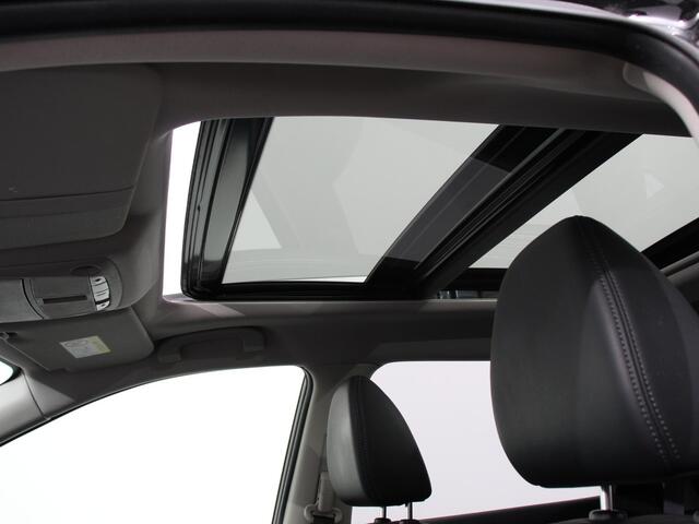 Nissan X-TRAIL 1.6 DIG-T Tekna Climate control | Cruise control | Panorama dak | LED | Navigatie | Stoelverwarming | Trekhaak | Parkeersensoren | Achteruitrijcamera