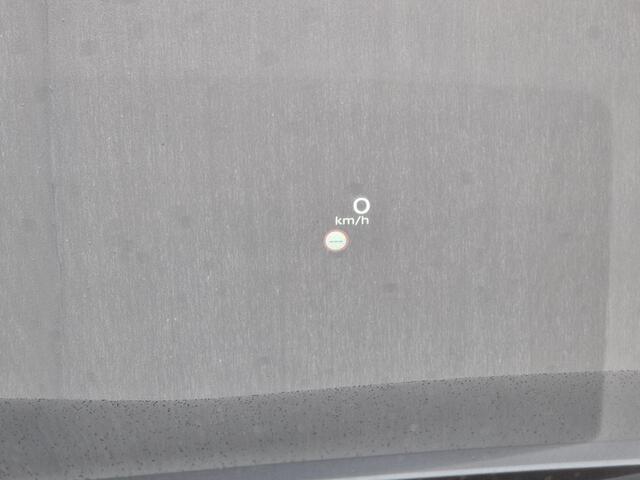 Nissan X-TRAIL 1.5 e-4orce Tekna Plus 4WD 7p. Automaat / 7 Persoons / Allseason banden / Panoramadak / HUD / Stuur-, Stoel en Achterbank verwarming / Trekgewicht 1650 kg / Rondomzicht camera / Elektrische achterklep /