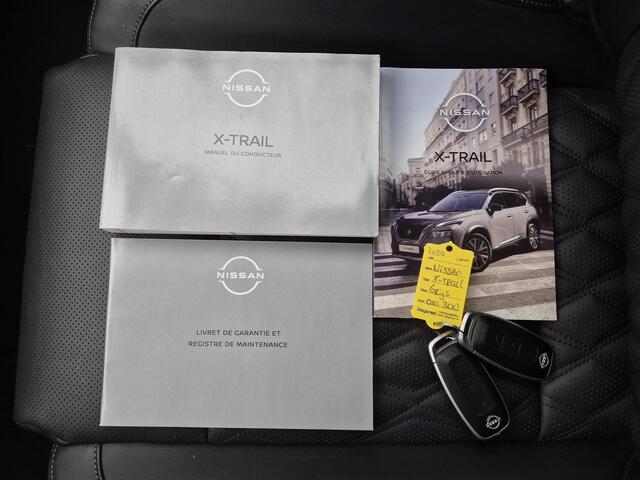 Nissan X-TRAIL 1.5 e-4orce Tekna Plus 4WD 7p. Automaat / 7 Persoons / Allseason banden / Panoramadak / HUD / Stuur-, Stoel en Achterbank verwarming / Trekgewicht 1650 kg / Rondomzicht camera / Elektrische achterklep /