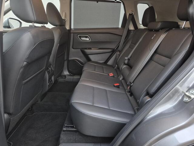 Nissan X-TRAIL 1.5 e-4orce Tekna 4WD Automaat / Fabrieksgarantie tot 05-2027 / Allseason banden / Trekgewicht 1.800 Kg / Head Up Display / Stuur-, Stoel en Achterbank verwarming / Adaptief CC / Elektrische achterklep /