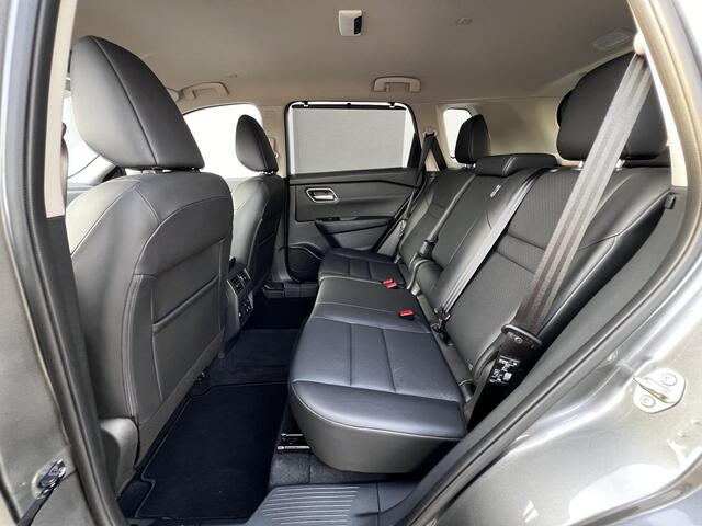 Nissan X-TRAIL 1.5 e-4orce Tekna 4WD Automaat / Fabrieksgarantie tot 10-2027 / 1.800 kg trekgewicht / Navigatie / Elektr. stoelen en klep / Stuur-, stoel- en achterbankverwarming / HUD / Camera 360° / 19" LM wielen met All Season banden /