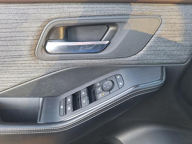 Nissan X-TRAIL 1.5 164pk connecta 7 persoons 1800kg trekgewicht