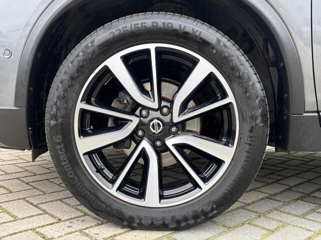 Nissan X-TRAIL 1.6 DIG-T Tekna / Trekhaak 1800 KG / Lederen Bekleding / Schuif/Kanteldak / BOSE Audio / Navigatie / 360 Graden Camera / Stoelverwarming Voor + Achter / Elektrische Kofferbak / Stuurverwarming / Elektrisch Verstelbare Bestuurdersstoel /