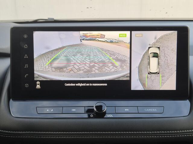 Nissan X-TRAIL 1.5 MHEV 163pk Tekna Automaat / Fabrieksgarantie tot 28-04-2028 / Trekgewicht 2000 kg / Allseason banden / HUD / Elektrische achterklep / Stuur-, Stoel en Achterbank verwarming / Rondomzicht camera /