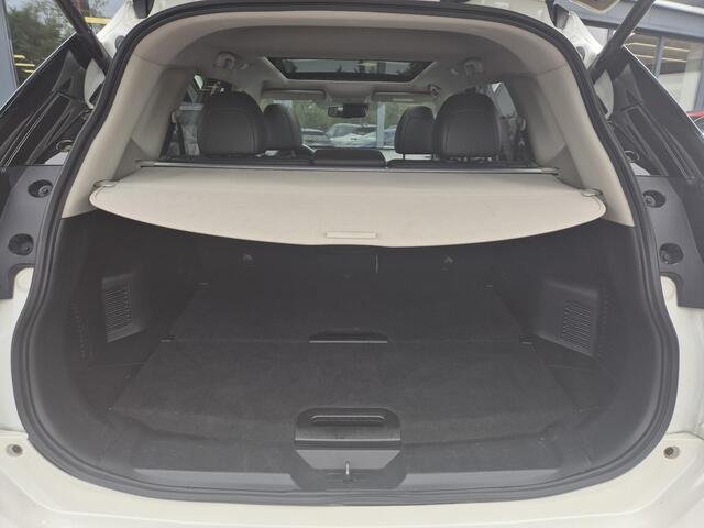 Nissan X-TRAIL 1.6 DIG-T Tekna | Bose | Panoramadak | Leder | Navigatie | Allseason banden |