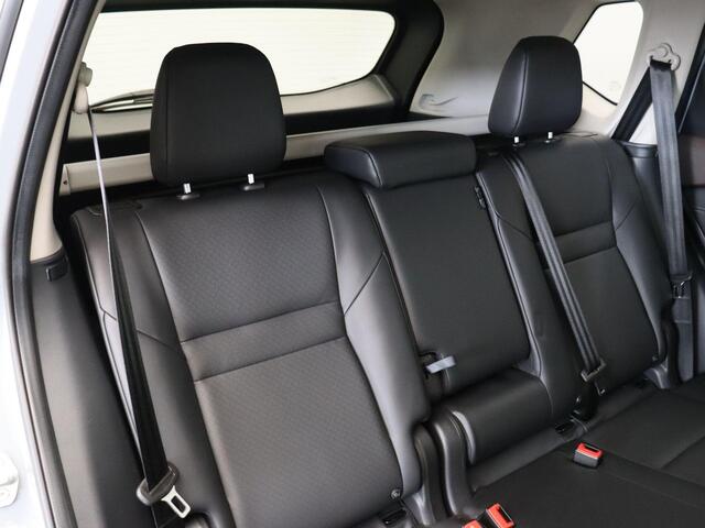 Nissan X-TRAIL 1.5 e-4orce Tekna 4WD | Lederen bekleding | 3-zone climate control | Stoel, stuur en voorruitverwarming | Elektrisch verstelbare voorstoelen | Head-up display |