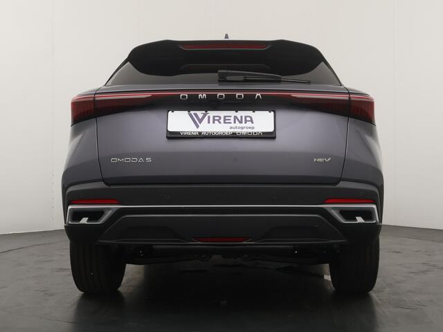 Omoda 5 1.6 T-GDi SHS-H Premium Automaat - Kantel/Schuifdak - Adaptieve Cruise control - Ventilatie Voorstoelen - Privacy Glass - Stoel/Stuurwiel Verwarming - 1000KM Rijbereik - 7 Jaar Fabrieksgarantie