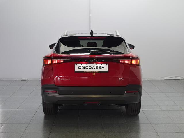 Omoda 5 EV Premium 61 kWh Schuif/kanteldak, rondom camera's, stuur- stoelverwarming en ventilatie, Luxe lederen bekleding