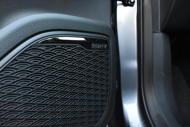 Omoda 5 SHS-H Premium INRUILPREMIE | STOELVENTILATIE | PANORAMADAK | STUUR/STOELVERWARMING | ELEKTRISCHE STOELEN | 360 CAMERA | CARPLAY/ANDROID AUTO | SFEERVERLICHTING