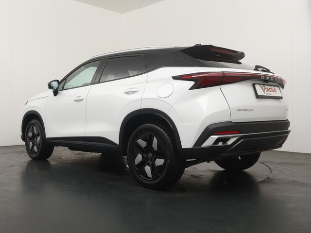 Omoda 5 SHS-H 1.6 T-GDi SHS-H Premium Elektrische Achterklep - Schuif-/Kanteldak - Stoel-/Stuurverwarming - Elektrische stoelen - 1000KM Rijbereik - Fabrieksgarantie t/m 2033