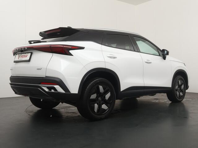 Omoda 5 SHS-H 1.6 T-GDi SHS-H Premium Elektrische Achterklep - Schuif-/Kanteldak - Stoel-/Stuurverwarming - Elektrische stoelen - 1000KM Rijbereik - Fabrieksgarantie t/m 2033