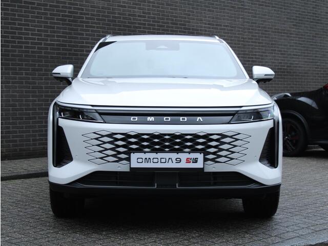 Omoda 9 1.5T-GDi SHS-P Premium PHEV 145km range elektrisch, mooie lederen bekleding, Elek.schuif/kanteldak, 360 Camera, 1.500 kg trekgewicht
