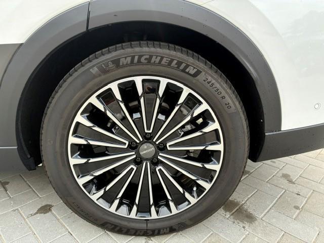 Omoda 9 Super Hybrid System 537 PK AWD | 7 jaar garantie | Tot 150km Elek.| Elek. schuif- kantel dak | HUD | Leder incl. massage | Alle opties |