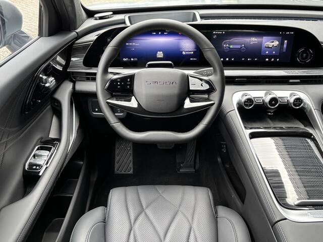 Omoda 9 SHS Premium Black Pack Plug-In Hybride Automaat met 1100 km Range, Black Pack, 21 inch Lichtmetalen velgen, Lederen bekleding, Elektrsiche stoelverstelling voor en achter Nu te bestellen en proef te rijden!