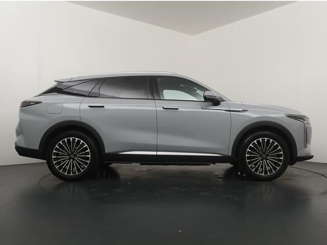 Omoda 9 SHS 1.5T-GDi SHS-P Premium - Panoramadak - 140km actieradius plug in hybride - Parkeerhulp voor en achter - - 7 jaar fabrieksgarantie