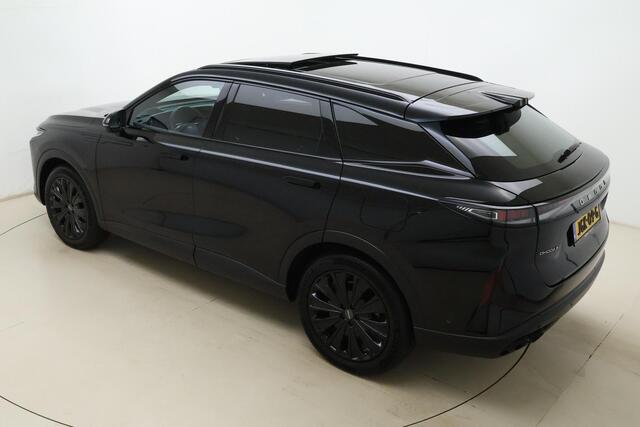Omoda 9 SHS 1.5T-GDi SHS-P Premium 5p | Nog 6 jaar fabrieksgarantie | Tot 145 km volledig elektrisch rijden | Tot 1100 km gecombineerd rijden | 537 pk | Schuif/ kanteldak | Adaptive cruise control | Climate control | Lederen bekleding | Verwarmbare stoelen voor & achter | Apple Carplay/Android Auto
