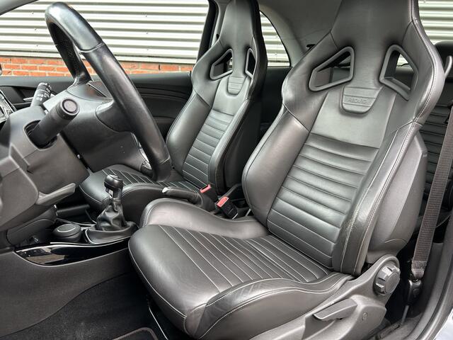 Opel ADAM 1.4 Turbo Rocks S 150 PK | Recaro Stoelen |