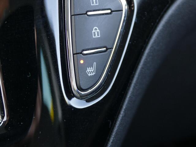 Opel ADAM 1.4 | stoelverwarming | verwarmd stuur | cruise control