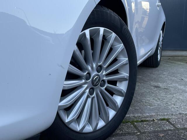 Opel ADAM 1.4 Jam - Apple Carplay/Android Auto - Climate Control - Lichtmetalen velgen