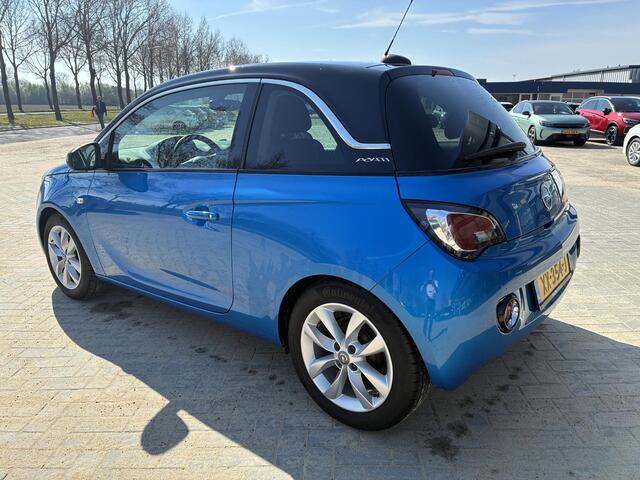 Opel ADAM 1.0 Turbo 90pk BlitZ | Navigatie | Airco | Cruise control | Lage km stand | Stoel- en stuurverwarming | Apple Carplay/ Android auto | Lichtmetalen velgen | Zwart dak