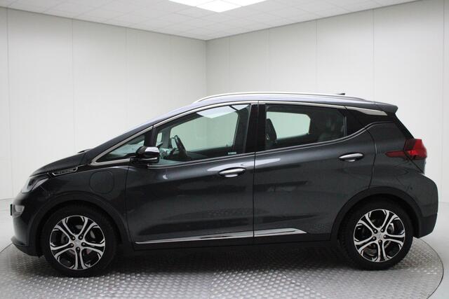 Opel AMPERA Ampera-e Business executive 60 kWh | Accu Pack vervangen | Cruise | Climate | PDC V/A + camera achter | Carplay/AA | Stuurverwarming | Stoelverwarming