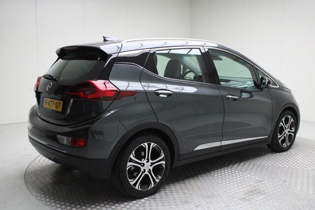 Opel AMPERA Ampera-e Business executive 60 kWh | Accu Pack vervangen | Cruise | Climate | PDC V/A + camera achter | Carplay/AA | Stuurverwarming | Stoelverwarming