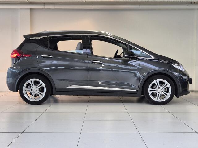 Opel AMPERA Ampera-e Business executive 60 kWh Apple Carplay/Android Auto | Keyless | Parkeersensoren Voor/Achter | Stoel/Stuurverwarming |