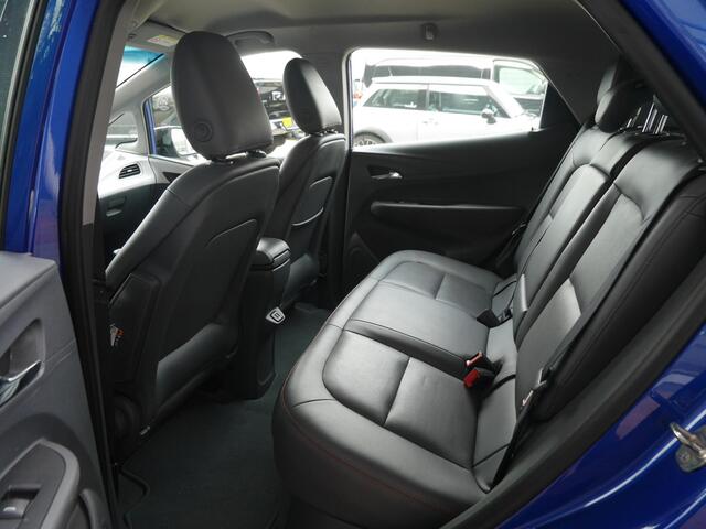 Opel AMPERA Ampera-e Business executive 60 kWh | Stoel en stuurverwarming | Achteruitrijcamera | Xenon verlichting | Cruise control | Keyless entry en start