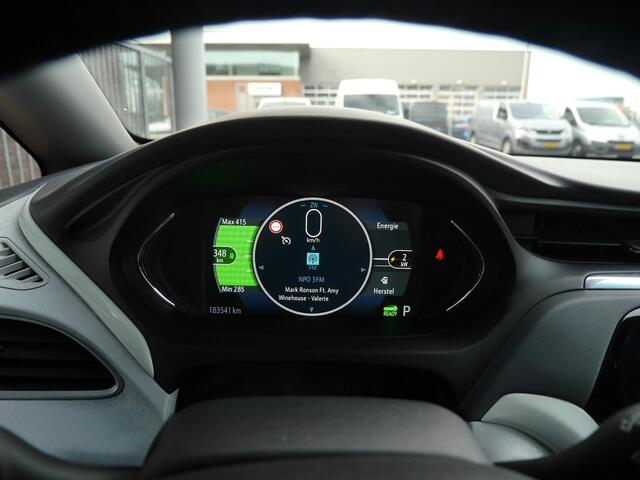 Opel AMPERA Ampera-e Business executive 60 kWh | Stoel en stuurverwarming | Achteruitrijcamera | Xenon verlichting | Cruise control | Keyless entry en start
