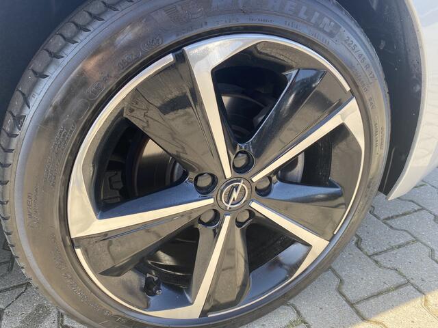 Opel ASTRA 1.2 Elegance Navigatie, Pdc, Adaptive Cruise Control
