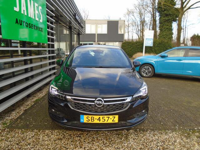 Opel ASTRA 1.4 Innovation + afneembare trekhaak