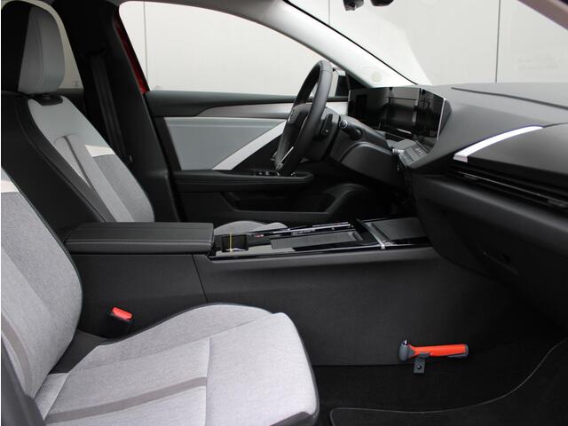 Opel ASTRA 1.6 Hybrid Elegance | Navi / Camera / Climate