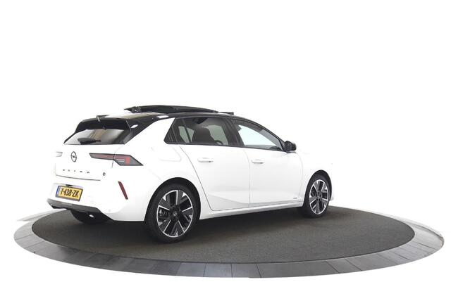 Opel ASTRA Electric 54 kWh GS Panoramadak / Camera / Navigatie