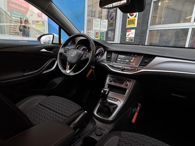 Opel ASTRA Sports Tourer 1.2 Edition Prijs Inclusief Onderhoud & 12 Maand BOVAG Garantie | Achteruitrijcamera | Climate Control |