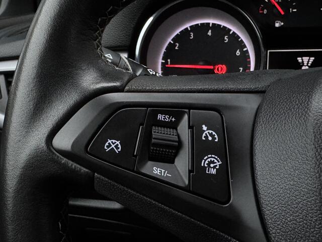Opel ASTRA Sports Tourer 1.2 Edition Prijs Inclusief Onderhoud & 12 Maand BOVAG Garantie | Achteruitrijcamera | Climate Control |