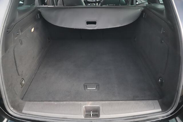 Opel ASTRA Sports Tourer 1.2 Elegance 146PK Keyless 16 inch LMV Navigatie Carplay Android Sportstoelen Clima Cruise Achteruitrijcamera Rijstrooksensor