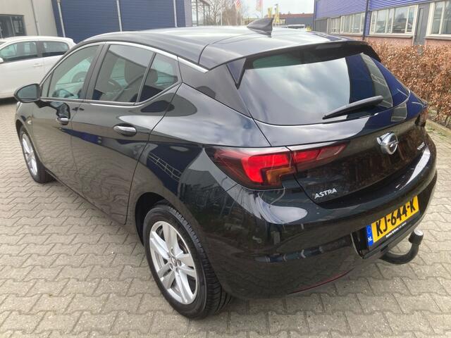 Opel ASTRA 1.6 CDTI Business+
