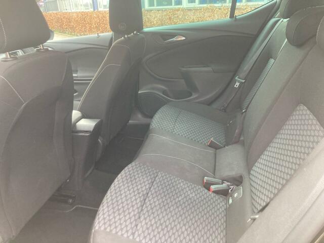 Opel ASTRA 1.6 CDTI Business+