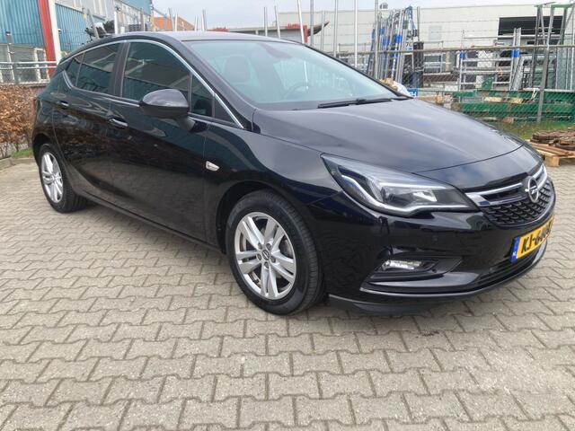 Opel ASTRA 1.6 CDTI Business+