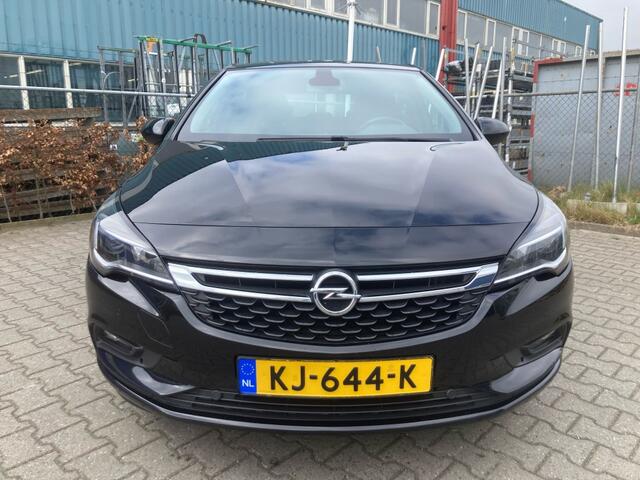 Opel ASTRA 1.6 CDTI Business+