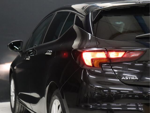 Opel ASTRA 1.2 Business Edition [CRUISE CONTROL, BLUETOOTH CONNECTIE, CLIMATE CONTROL, SENSOREN ACHTER, NAVIGATE, NIEUWSTAAT]