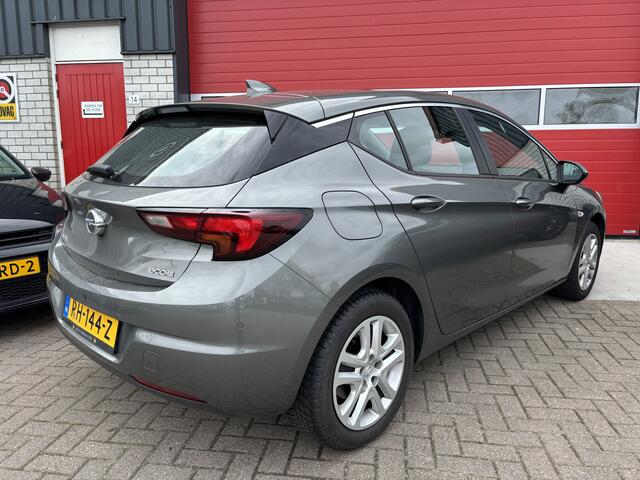 Opel ASTRA 1.6 CDTI Business+ TREKHAAK / SPORTSTOEL / CARPLAY / DAB+ / CRUISE / PDC / BLUETOOTH / NL-AUTO