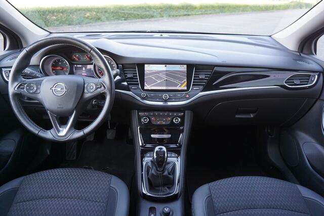 Opel ASTRA Sports Tourer 1.4 Innovation Climate / Navi / Stoelverw. / Cruise / Parkeers. / Lane Ass.