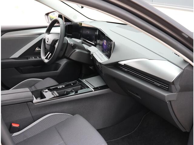 Opel ASTRA Electric 54 kWh Business Edition | Warmtepomp | Stoel/stuur Verwarming | FULL LED | AGR-bestuurdersstoel | Apple Carplay/ Android Auto | Adaptieve cruise control | Camera | Parkeersensoren voor & Achter |