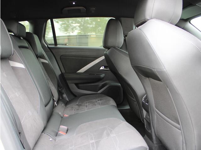 Opel ASTRA Sports Tourer 1.6 Turbo Plug In Hybrid Ultimate | Navi / Camera / Alcantara
